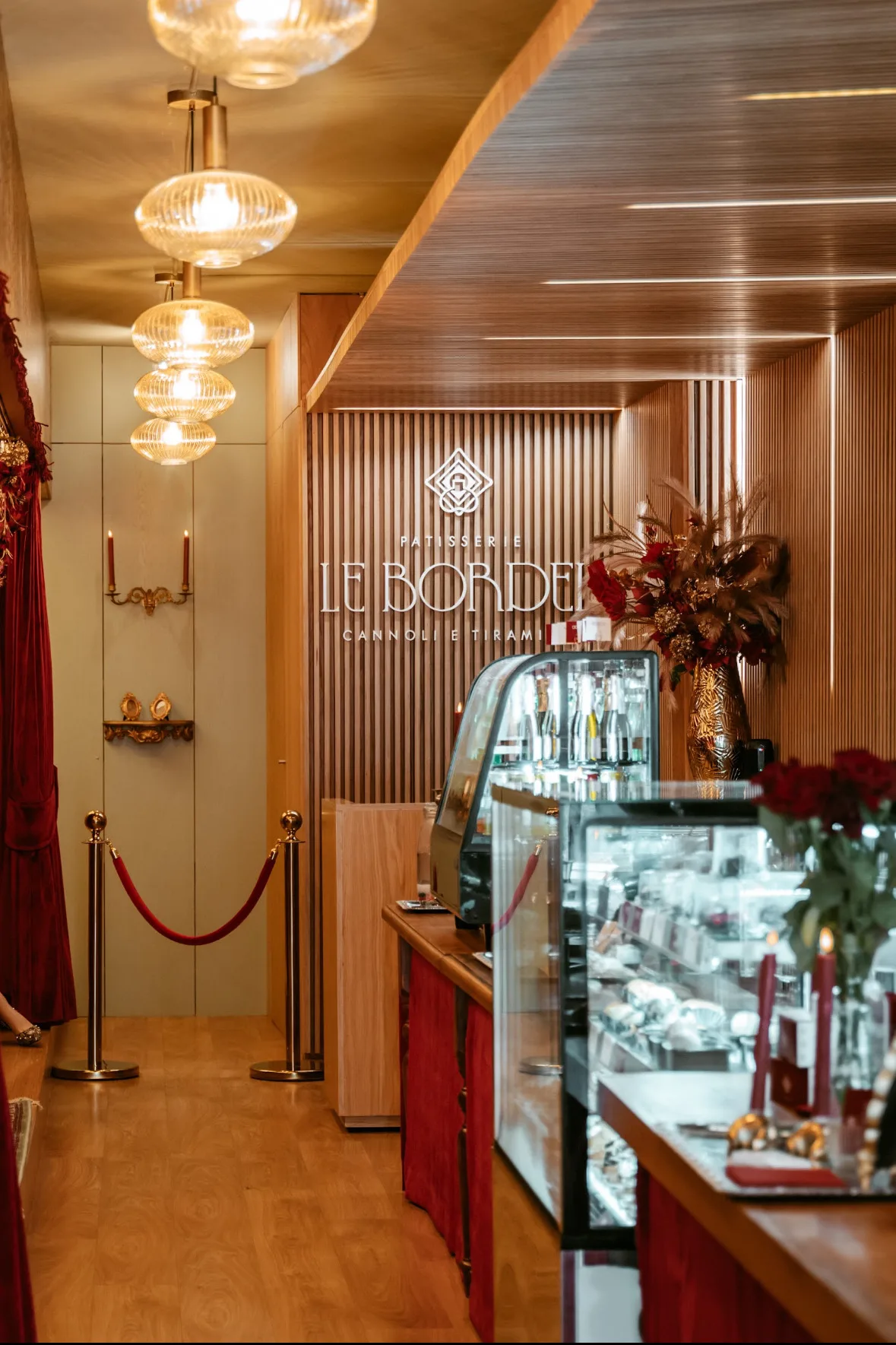 Elegant Patisserie Space for Pop-Up Events, 60 sqm, pop up store in Amsterdam, interior view