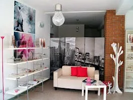 Elegant Pop-Up Space for Events and Retail in Angera — 4