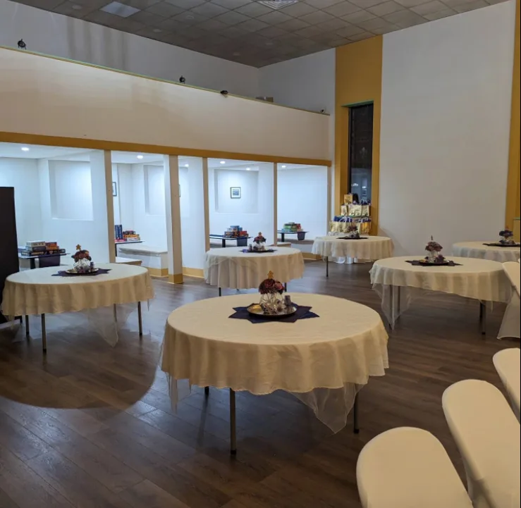 Elegant Second Floor Event Space with Stained Glass Windows, 214 sqm, gallery showing, pop-up rental in Mechanicsburg