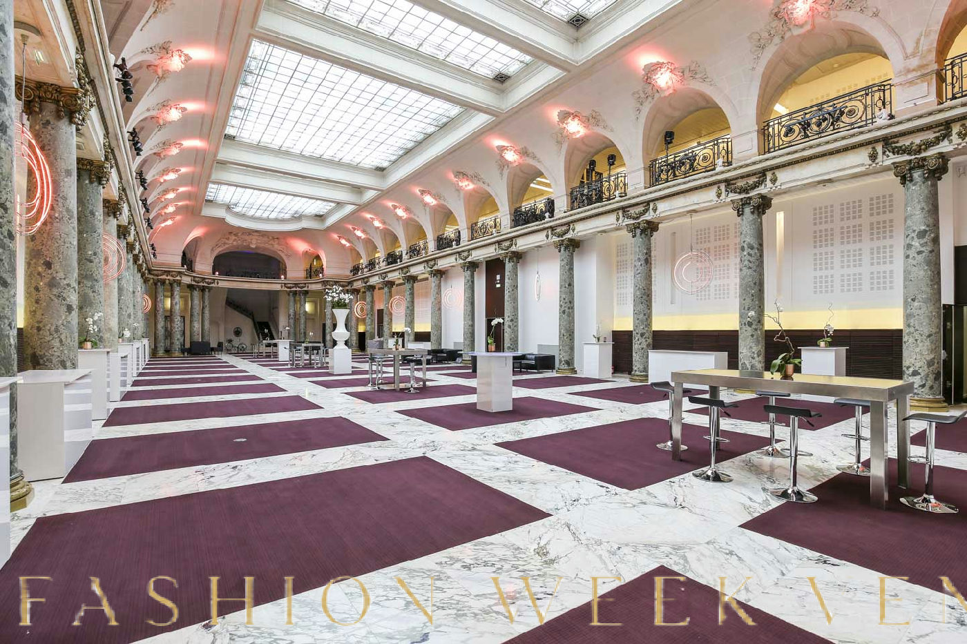Elegant Showroom for Private Events in Place Vendôme — 2