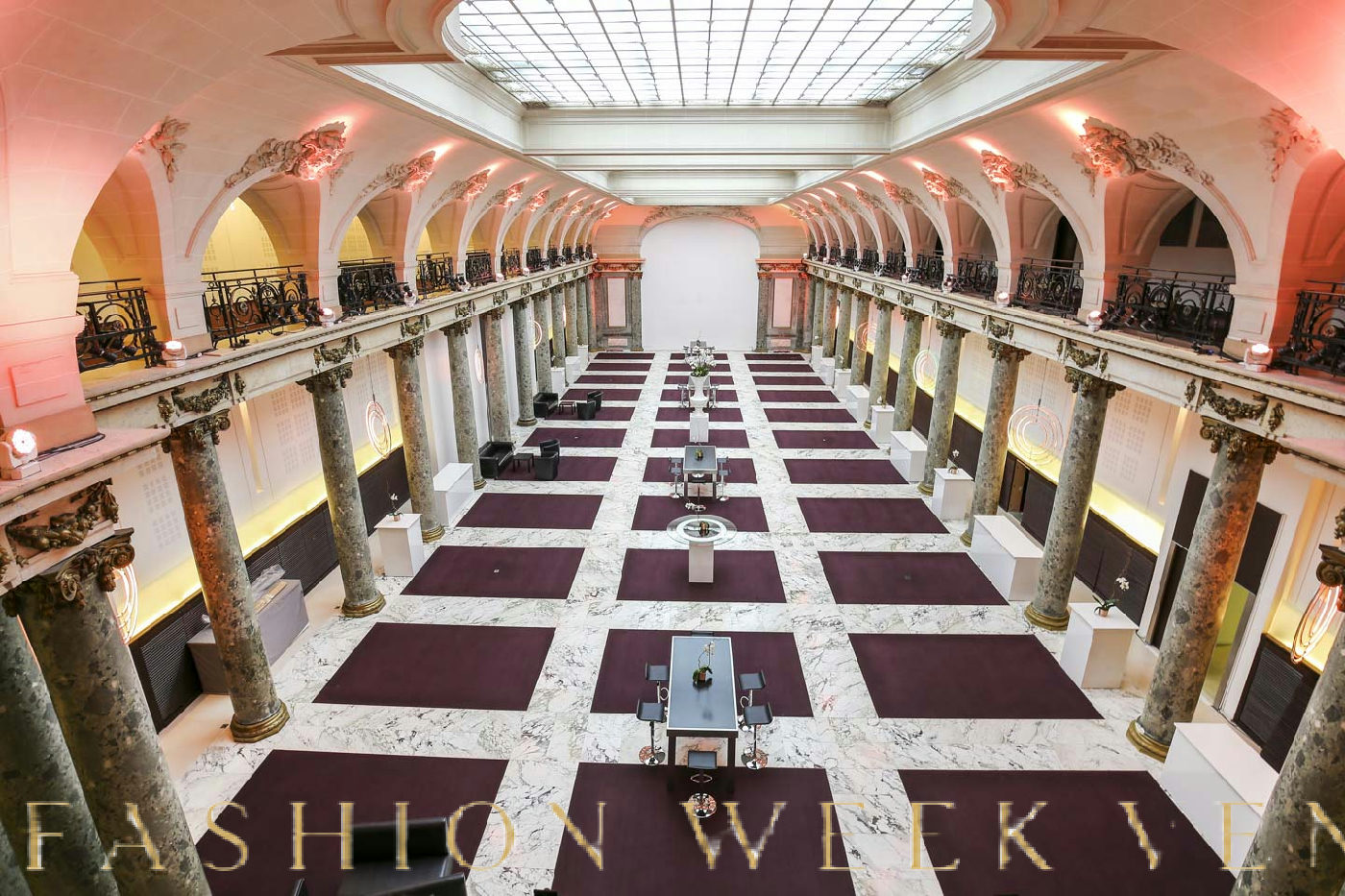 Elegant Showroom for Private Events in Place Vendôme — 4