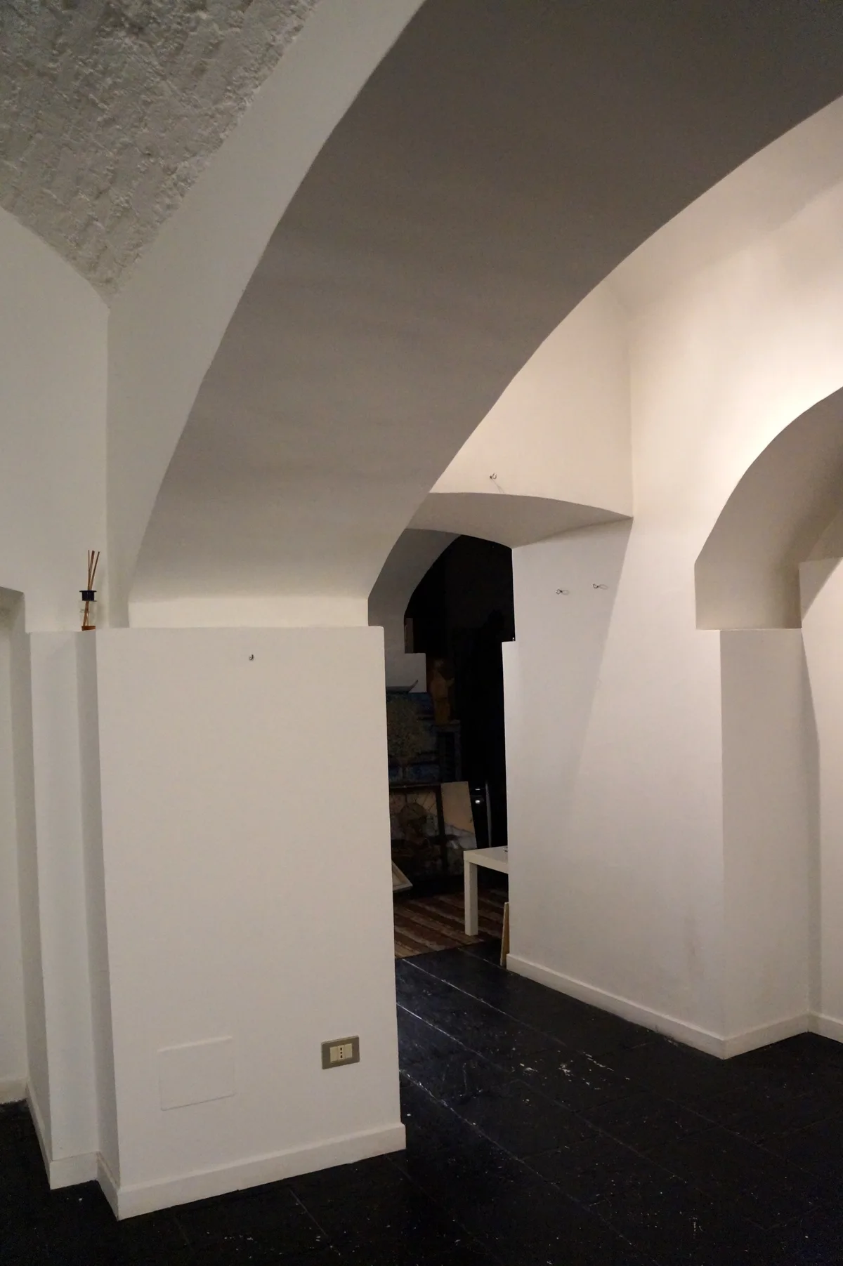 Elegant Versatile Space in Downtown Turin, 80 sqm, art exhibition, pop-up rental in Torino, second interior view
