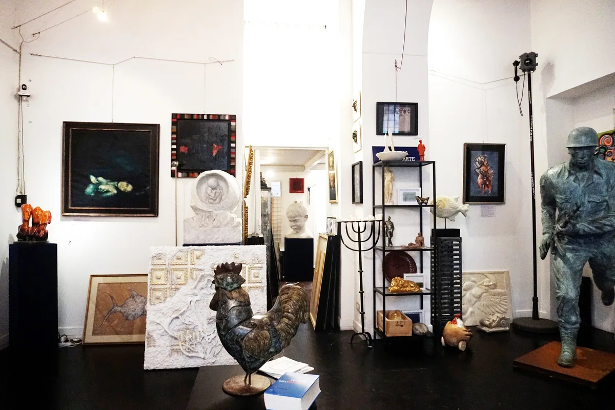 Elegant Versatile Space in Downtown Turin, 80 sqm, art exhibition, pop-up rental in Torino, third interior view