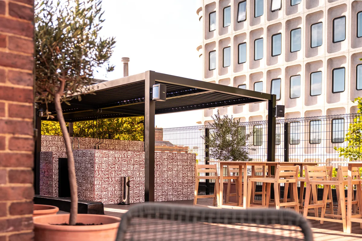 Elevated Rooftop Terrace for Events, 65 sqm, cocktail reception, pop-up rental in London, additional interior view