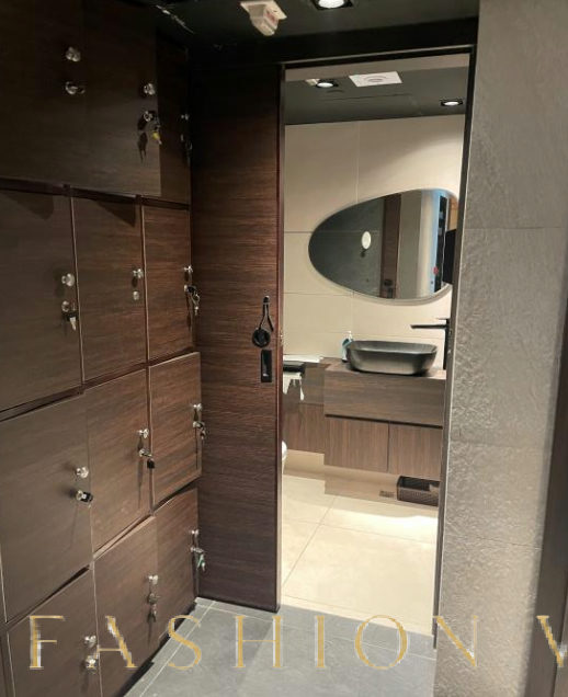 Entire Floor for F&B Use in Lan Kwai Fong, Central, 184 sqm, private event, pop-up rental in Hong Kong, additional interior…