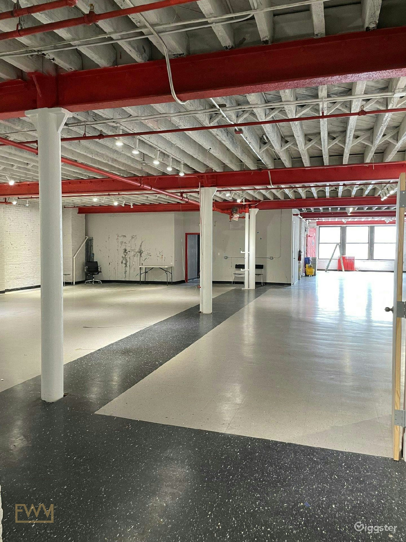 Entire Floor Production and Event Space in New York, 400 sqm, pop up store