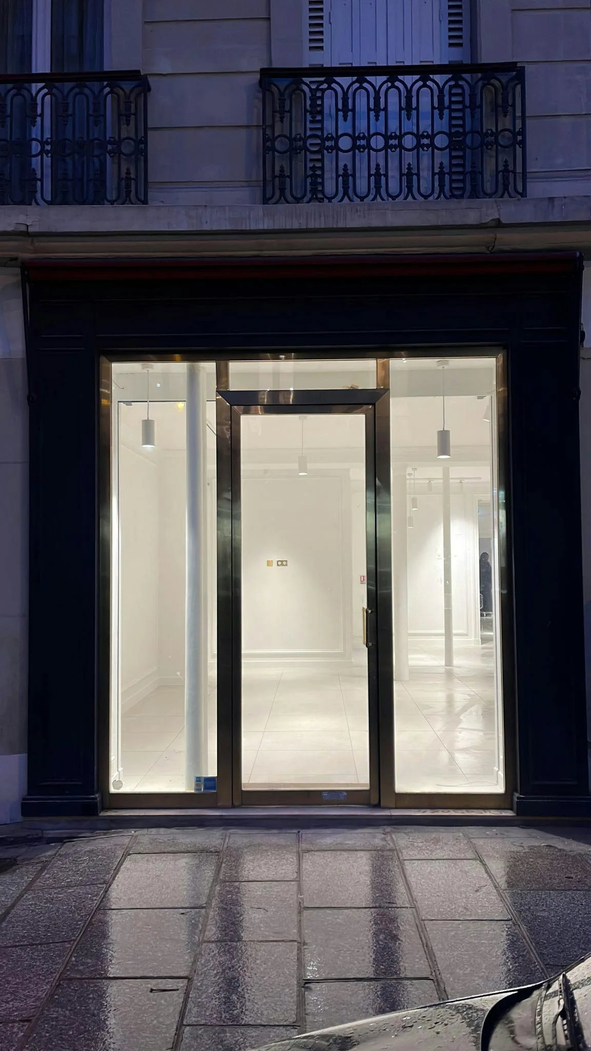 Espace Boutique Lumineux dans le Marais, Paris — 5