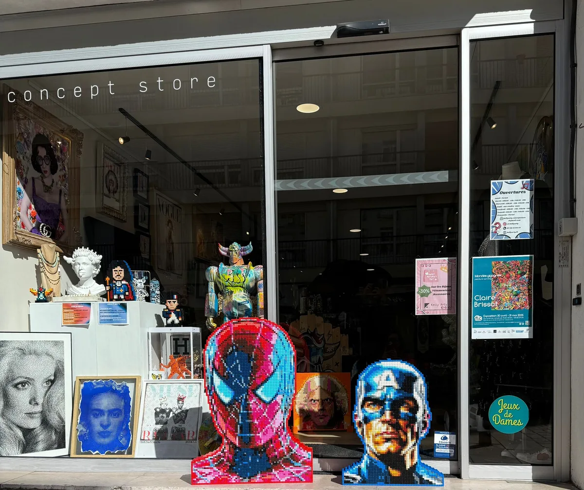 Espace Commercial de 50 m² avec Art Pop et Urban, art exhibition, pop-up rental in Fontainebleau