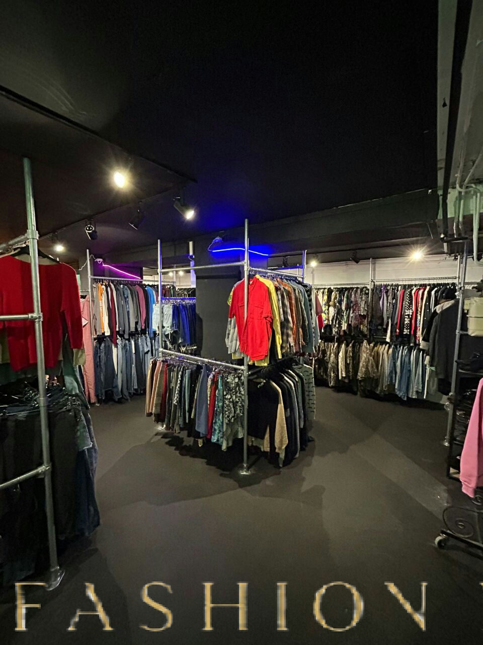 Espace Commercial de 70 m² à Louer près de Châtelet, pop up store in Paris, third interior view