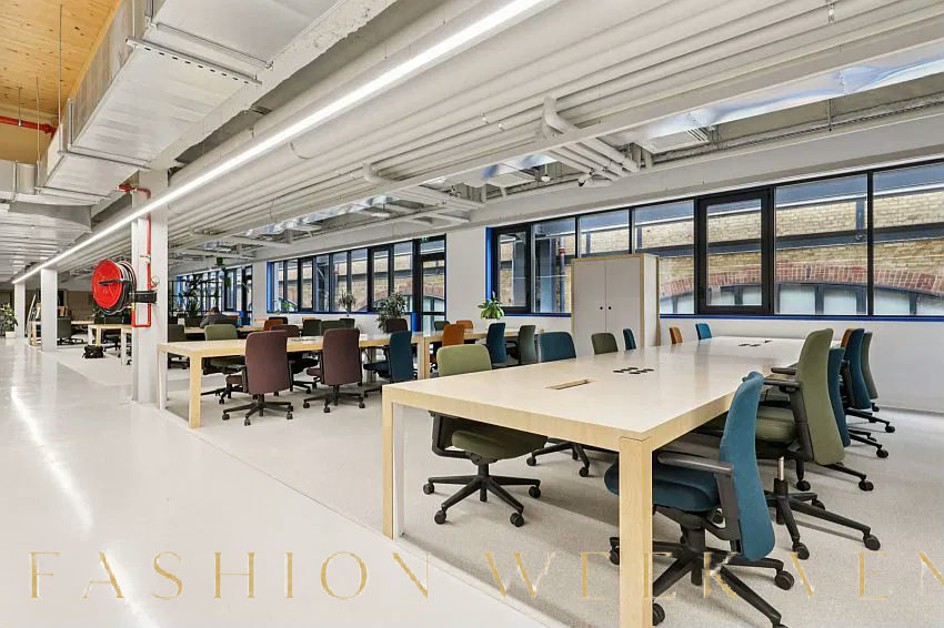 Espace Coworking Indépendant à Paris 8, 1 sqm, corporate event, pop-up rental, interior view