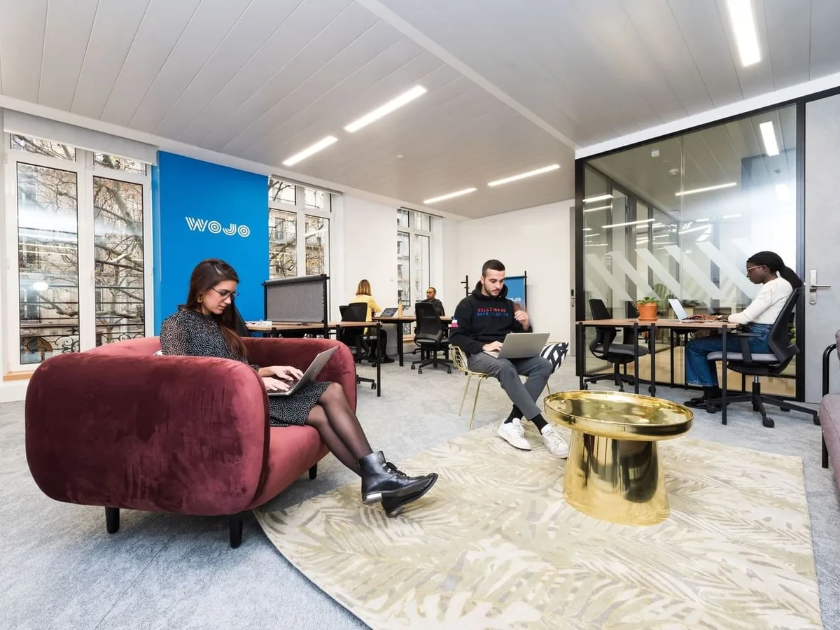Espace de Coworking avec Terrasses et Salle de Sport, 1 sqm, networking event, pop-up rental in Paris, third interior view
