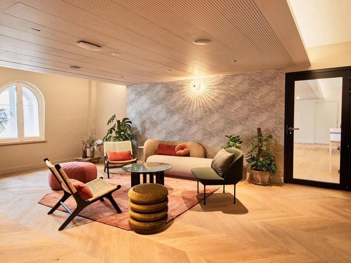 Espace de Coworking Historique à Paris 8, 1 sqm, networking event, pop-up rental, interior view