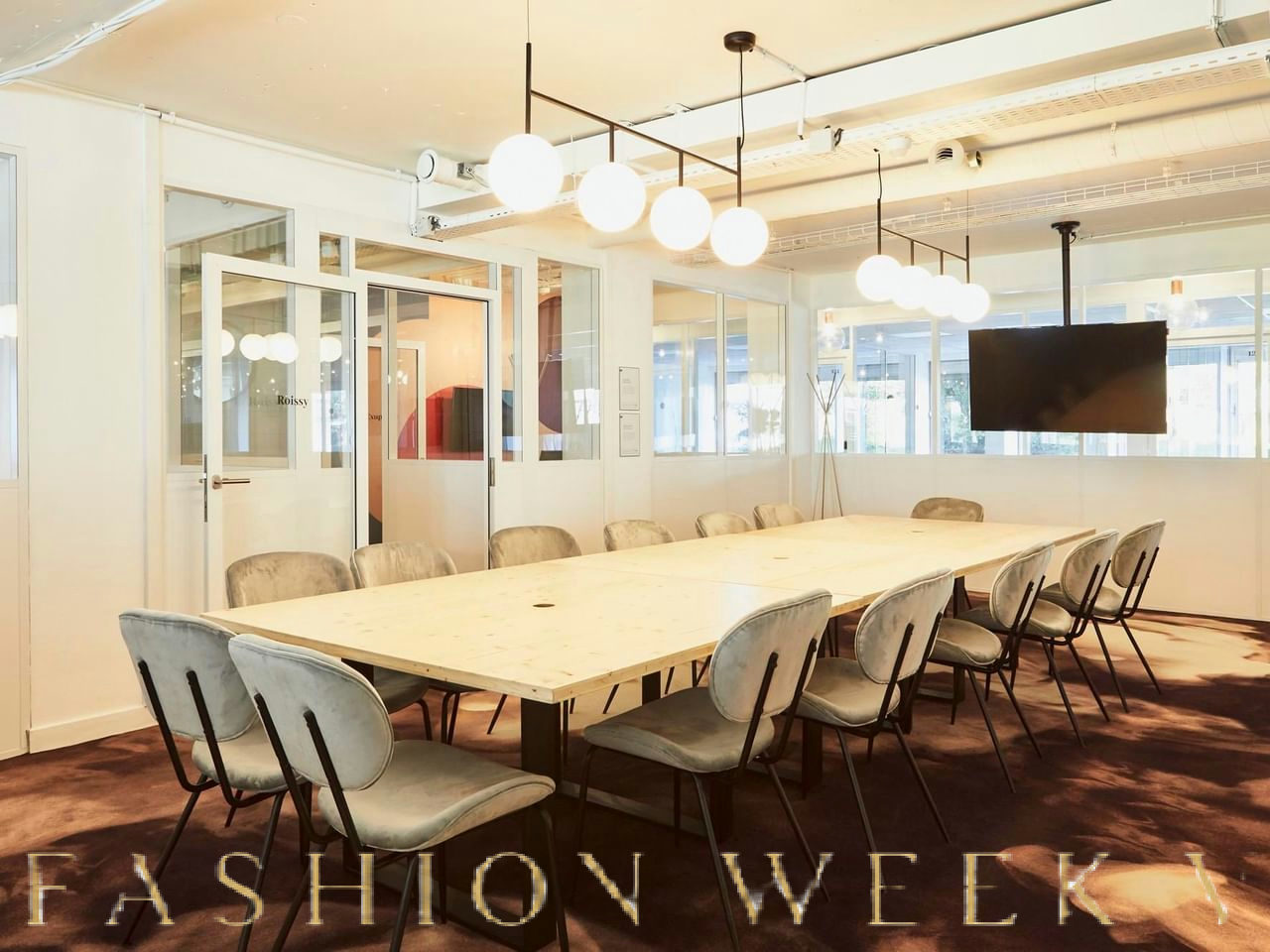 Espace de Coworking Lumineux à Neuilly-sur-Seine, 1 sqm, networking event, pop-up rental in Paris, additional interior view