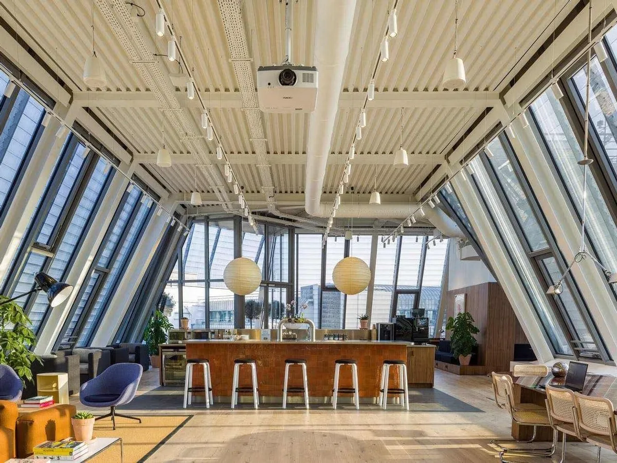 Espace de Coworking Moderne à Paris, 1 sqm, networking event, pop-up rental, third interior view