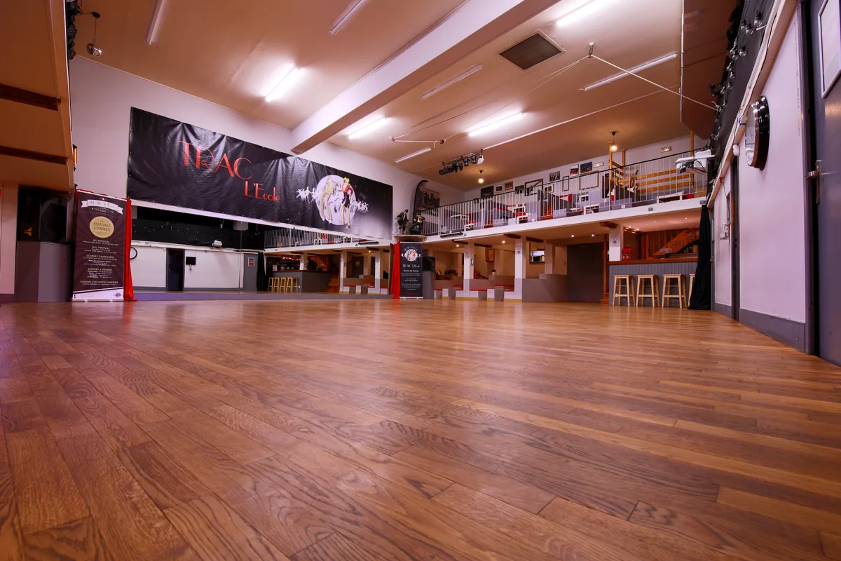Espace de danse en centre-ville de Toulouse, 120 sqm, networking event, pop-up rental, interior view