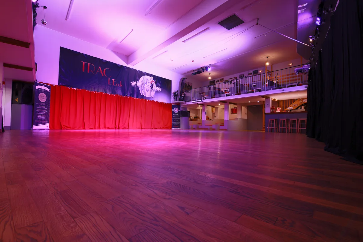 Espace de danse en centre-ville de Toulouse, 120 sqm, networking event, pop-up rental, third interior view
