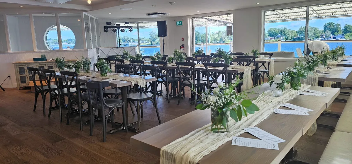 Espace de réception avec vue sur la Rivière Richelieu, 191 sqm, private event, pop-up rental in Saint-Jean-sur-Richelieu, ad…