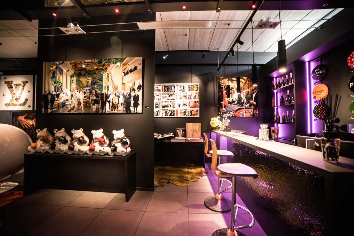 Espace galerie d'art contemporain de 60 m², art exhibition, pop-up rental in Poisy, third interior view