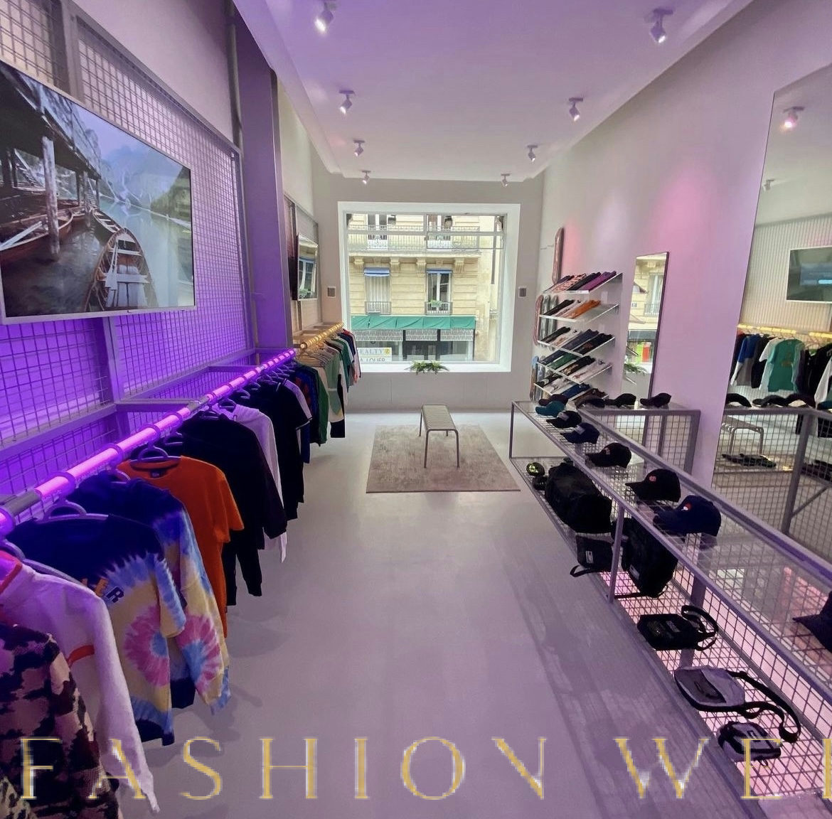 Espace Pop-Up sur Deux Étages avec Services Complémentaires, 140 sqm, pop up store in Paris