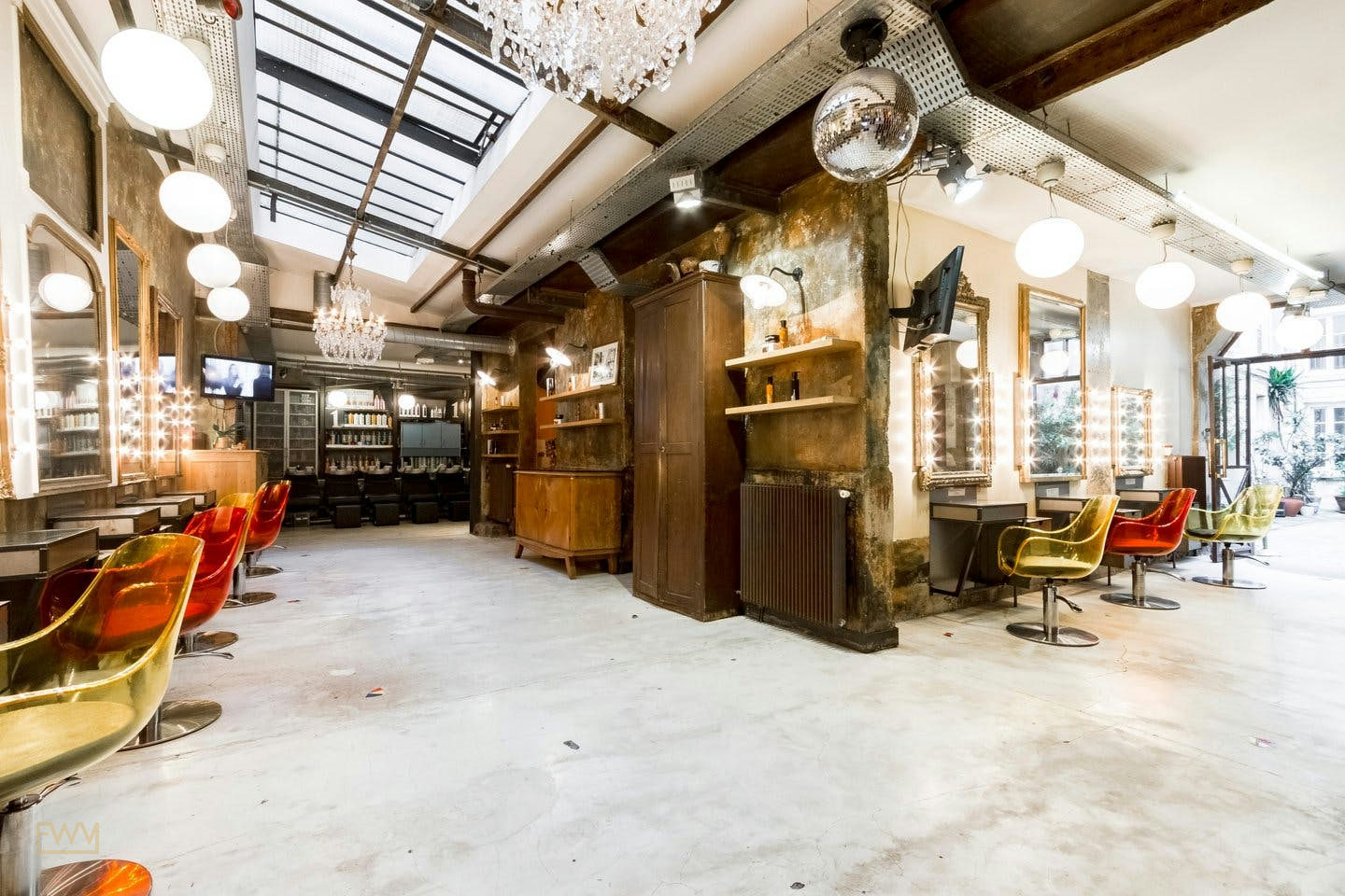 Esprit Atelier on Rue de Buci, Paris, 250 sqm, pop up store