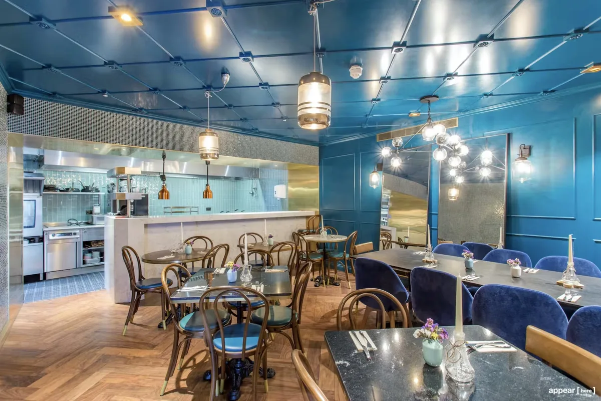 Exceptional Commercial Space on Northcote Road, 93 sqm, retail activation, pop-up rental in Greater London, additional inter…