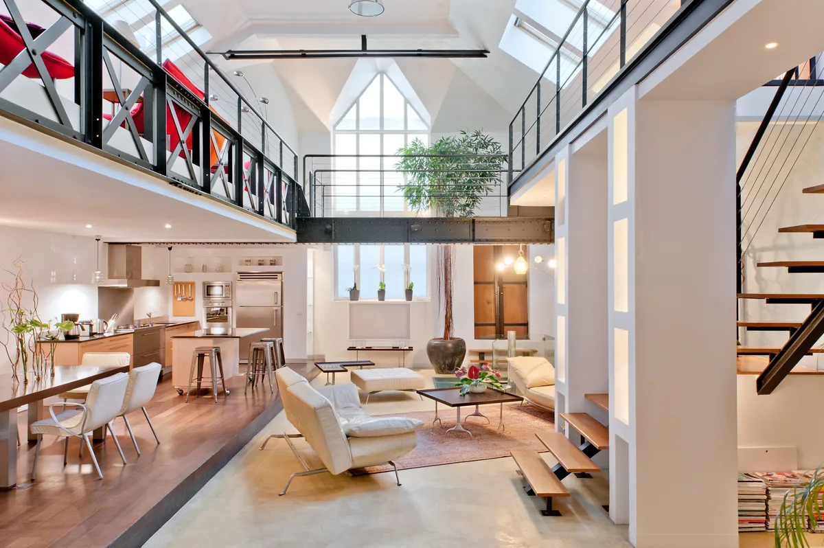 Exceptional Multi-Use Loft Space in Montorgueil, 300 sqm, private event, pop-up rental in Paris, additional interior view