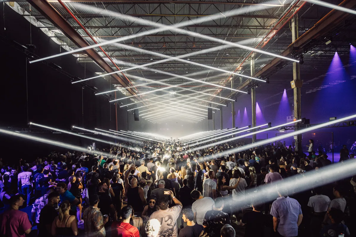 Expansive 105,000 Sq Ft Event Space in Brooklyn, 9755 sqm, pop up store, interior view