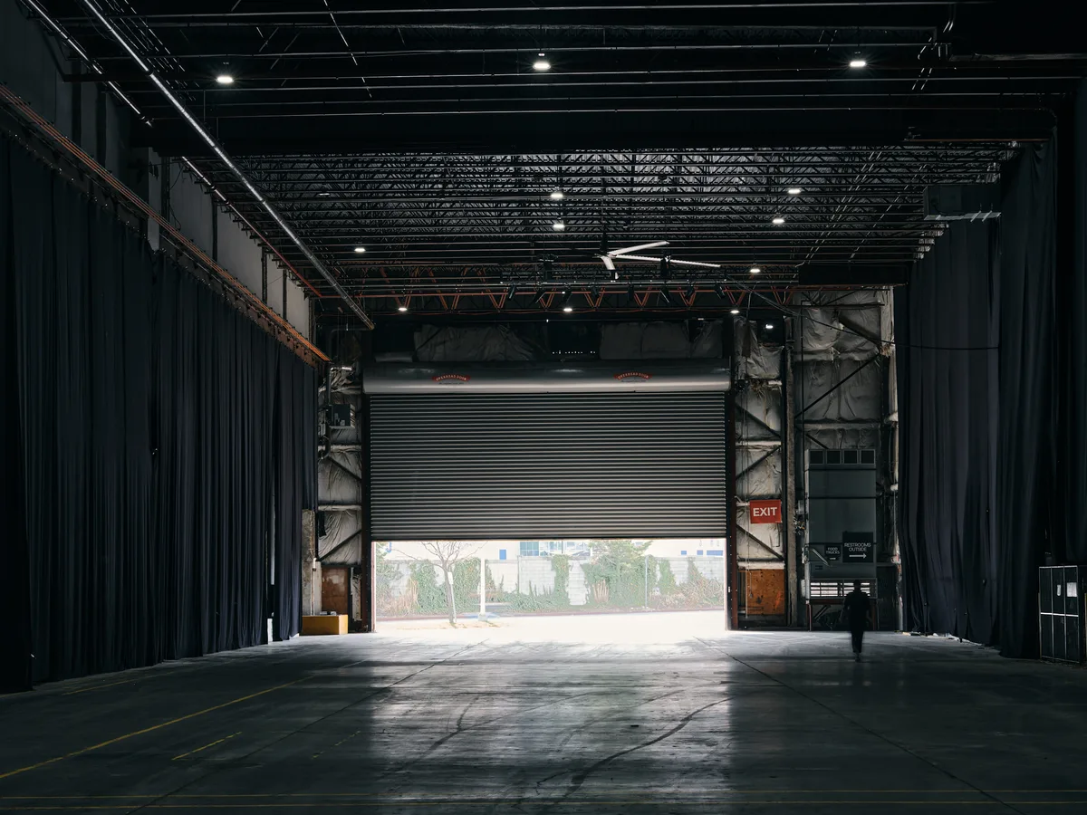 Expansive 105,000 Sq Ft Event Space in Brooklyn, 9755 sqm, pop up store, third interior view