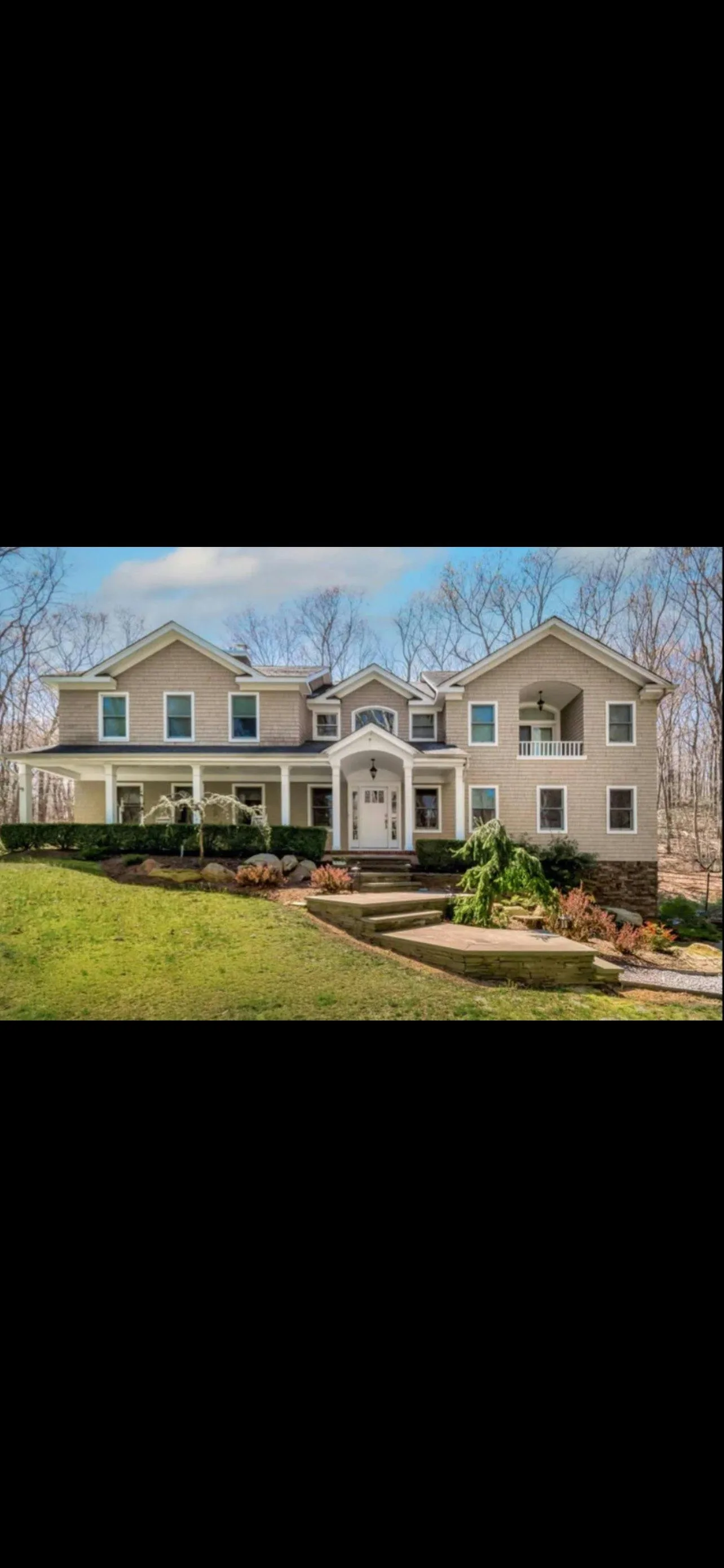 Expansive 6,400 Sq Ft Mansion for Shoots in Bridgehampton — 3