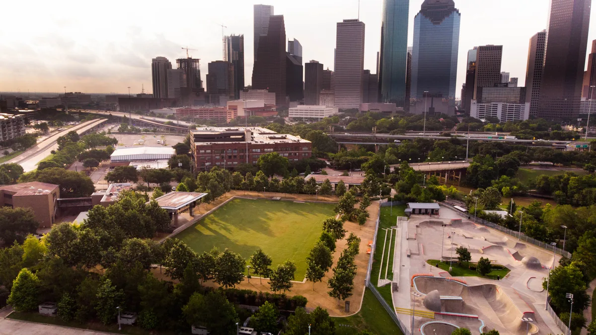 Expansive Outdoor Venue with Downtown Houston Skyline Views, 7600 sqm, corporate event, pop-up rental, third interior view