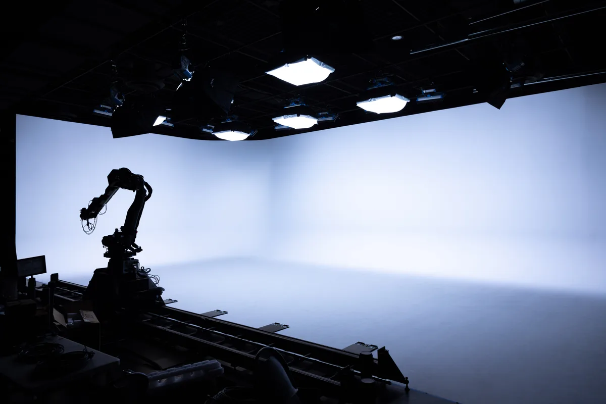 Expansive White Cyclorama Stage with LED Lighting, 557 sqm, video production, pop-up rental in Mississauga