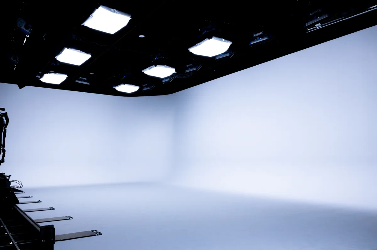 Expansive White Cyclorama Stage with LED Lighting, 557 sqm, video production, pop-up rental in Mississauga, additional inter…