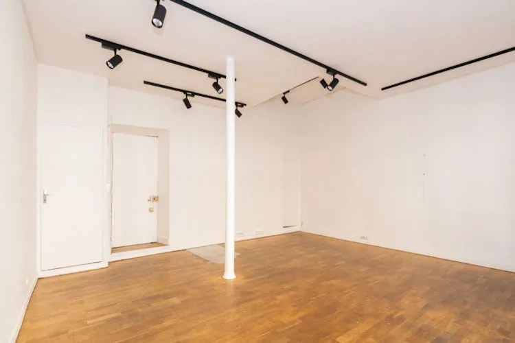 Fitzrovia Retail and Showroom Space on Newman Street — 5