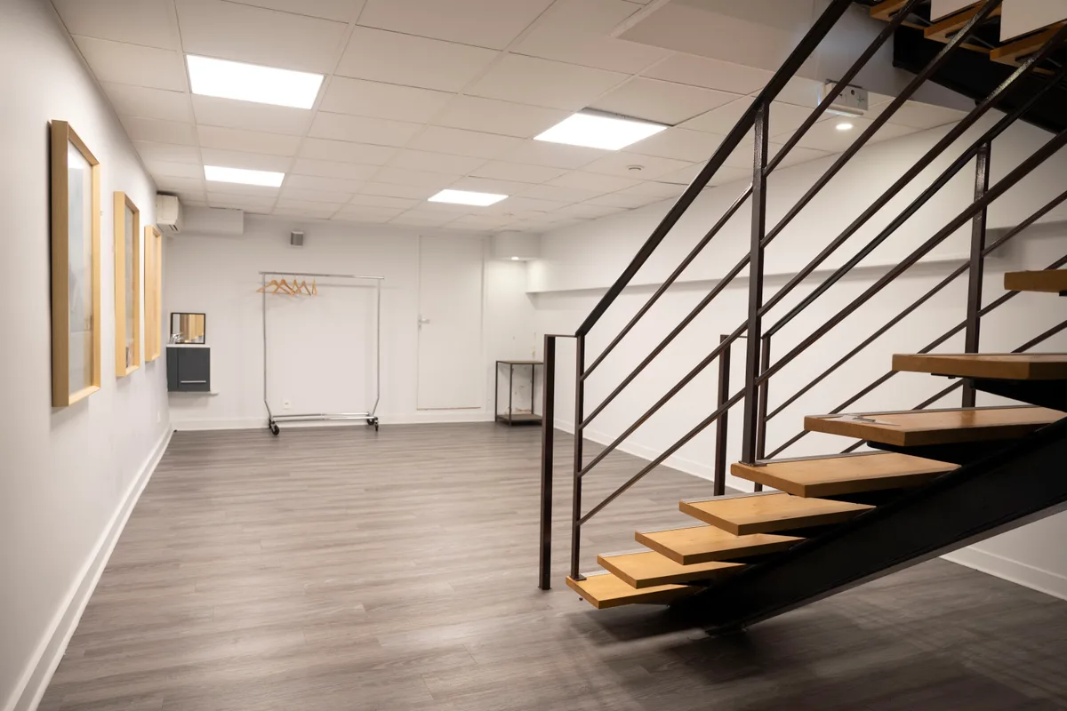 Flexible 160m² Space Ideal for Creative Events, pop up store in Paris, interior view