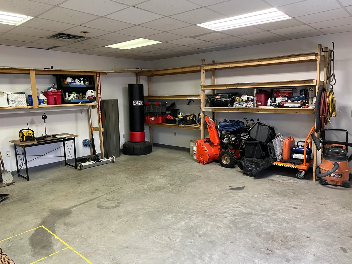 Flexible Artist Studio or Workshop Space, 39 sqm, art exhibition, pop-up rental in Waltham, additional interior view