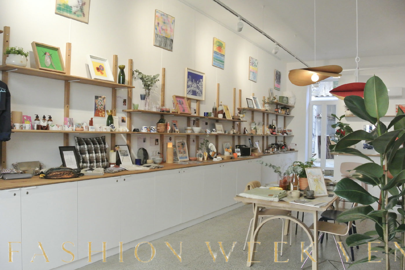 Flexible Event Space for Pop-ups and Workshops in Marseille, 60 sqm, pop up store