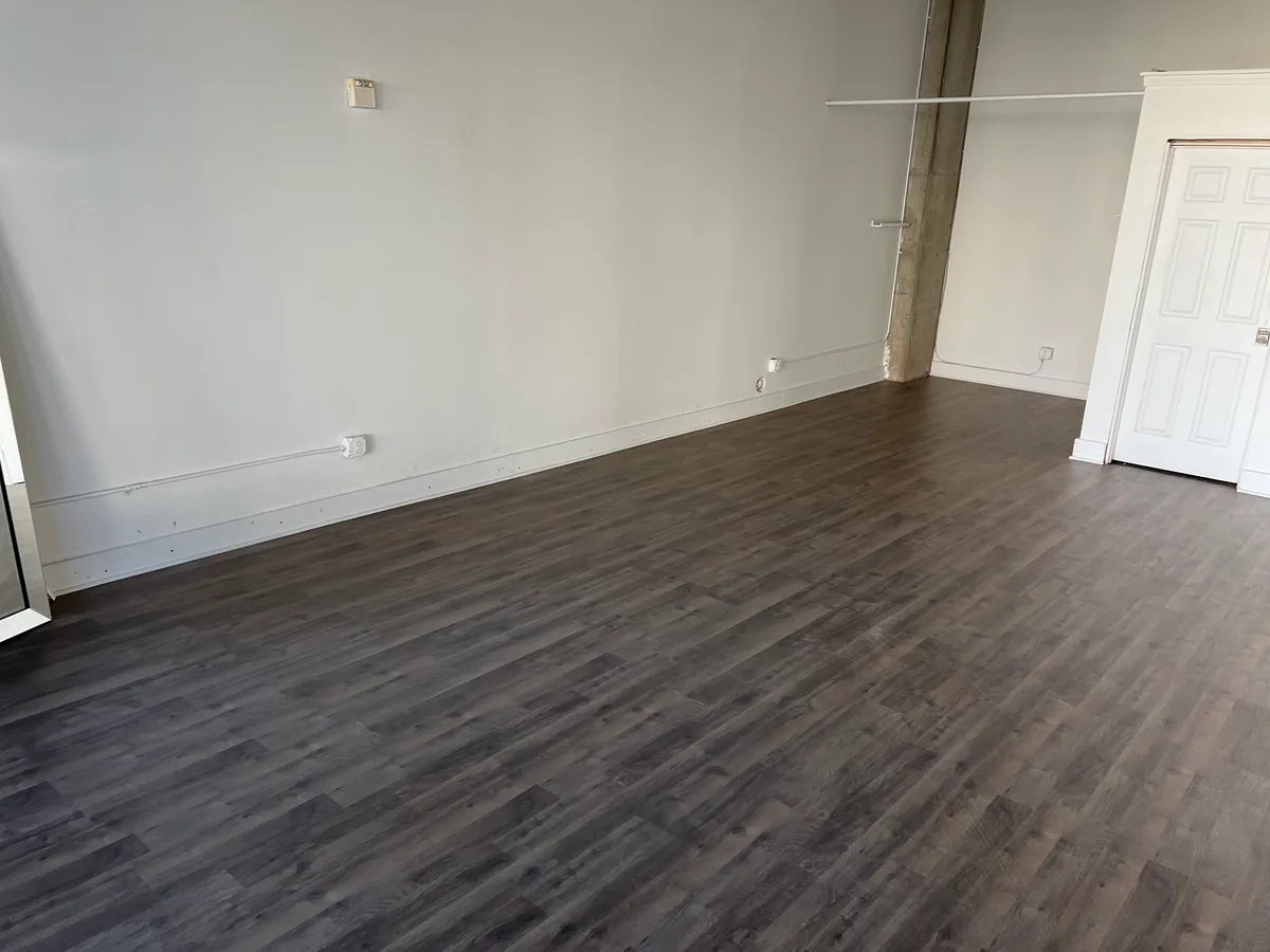 Flexible Live/Work Space with Loft and Production Areas, 139 sqm, pop up store in Atlanta, second interior view