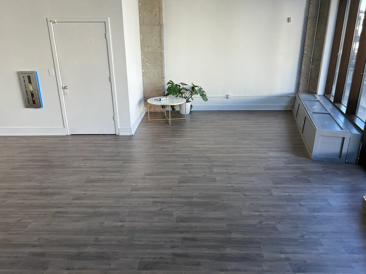 Flexible Live/Work Space with Loft and Production Areas, 139 sqm, pop up store in Atlanta, third interior view