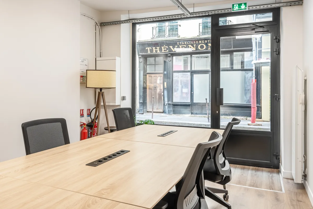 Flexible Showroom Office Space for Rent, showroom presentation, pop-up rental in Paris