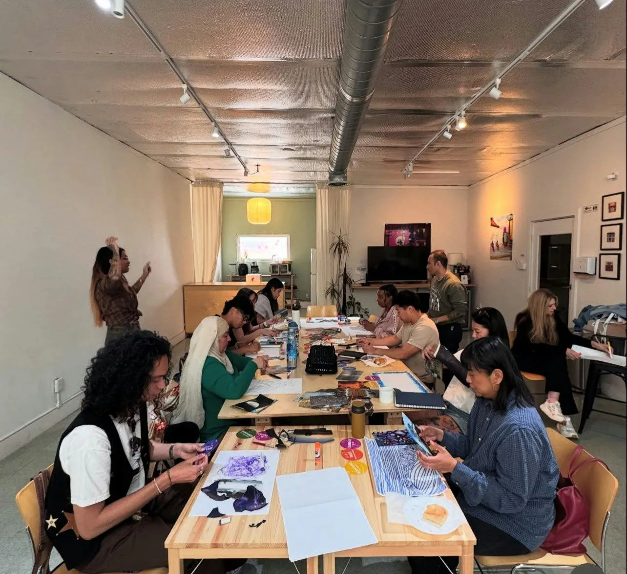 Flexible Workspace at 418 Bamboo Lane, Los Angeles — 5