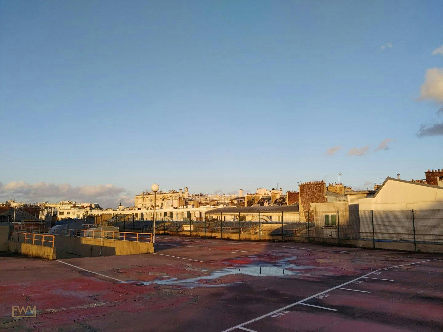Former Industrial Garage with Rooftop in Paris 18th — pop-up space in Paris