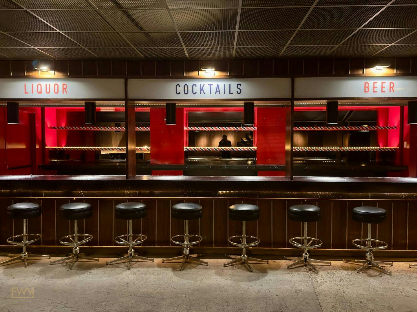 Former Mailroom Speakeasy-Inspired Venue in New York, 465 sqm, cocktail reception, pop-up rental