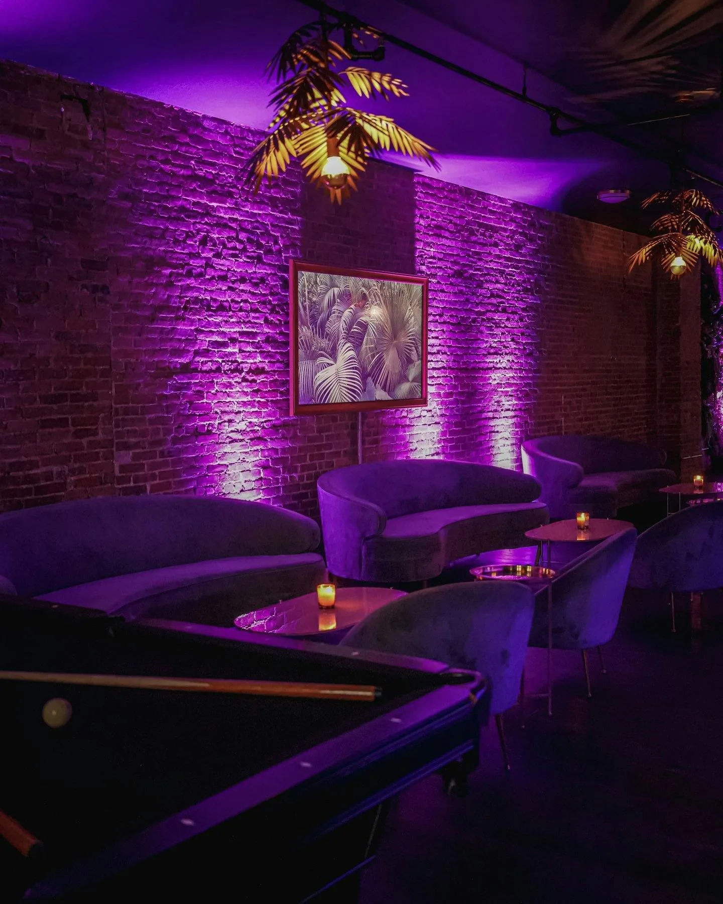 Full-Floor Flatiron Loft with Sound System and Pool Table — 4