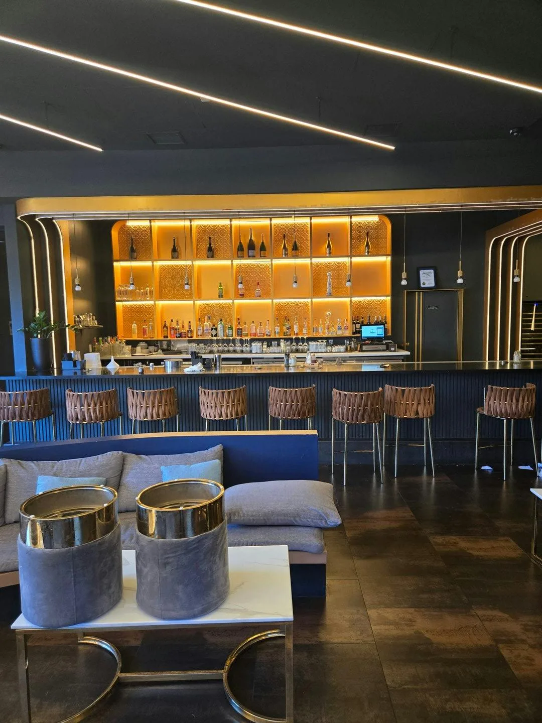 Full Service Restaurant and Bar in Los Angeles Koreatown — 3