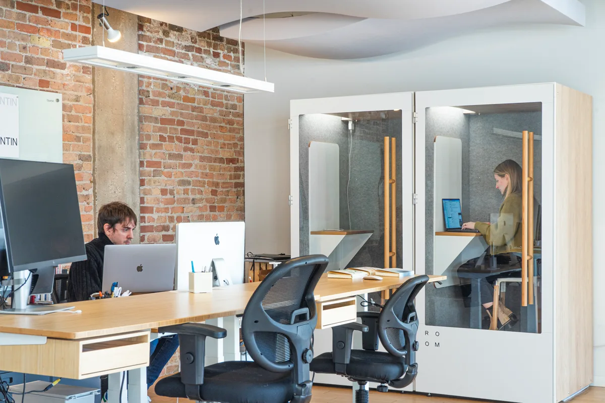 Fully Equipped 7th Floor Office Space in River North, 475 sqm, team offsite, pop-up rental in Chicago, interior view