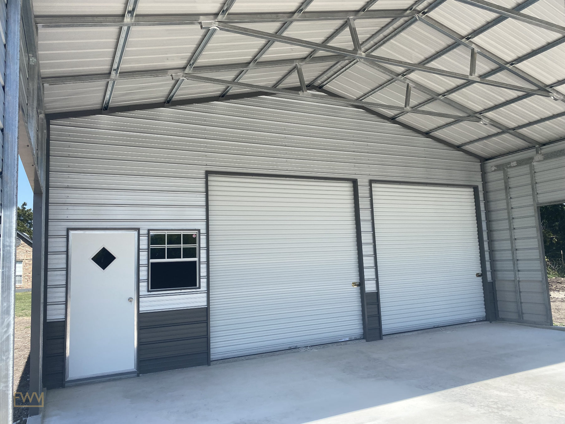 Fully Equipped Auto Shop Building for Lease, 139 sqm, retail activation, pop-up rental in Jarrell, second interior view