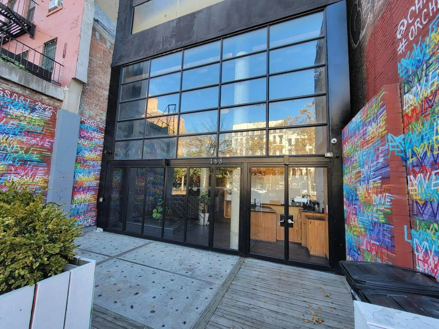 Fully Equipped Cafe and Retail Space in Lower East Side — 2