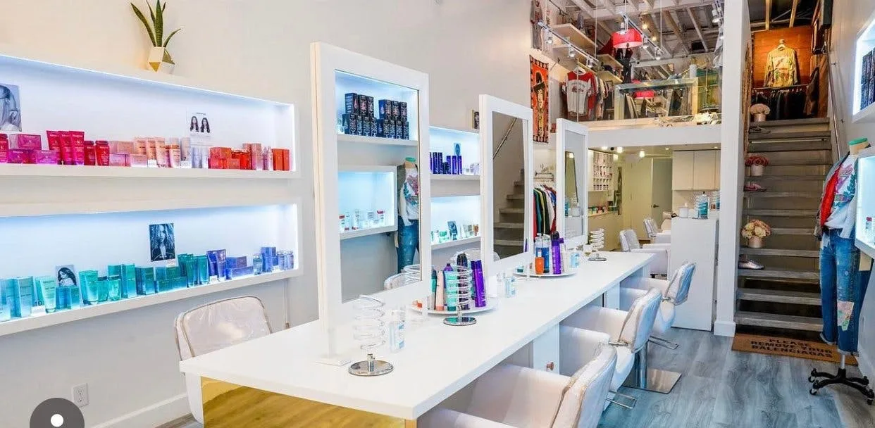 Fully Equipped Hair Salon Chair Rental in Los Angeles — 4