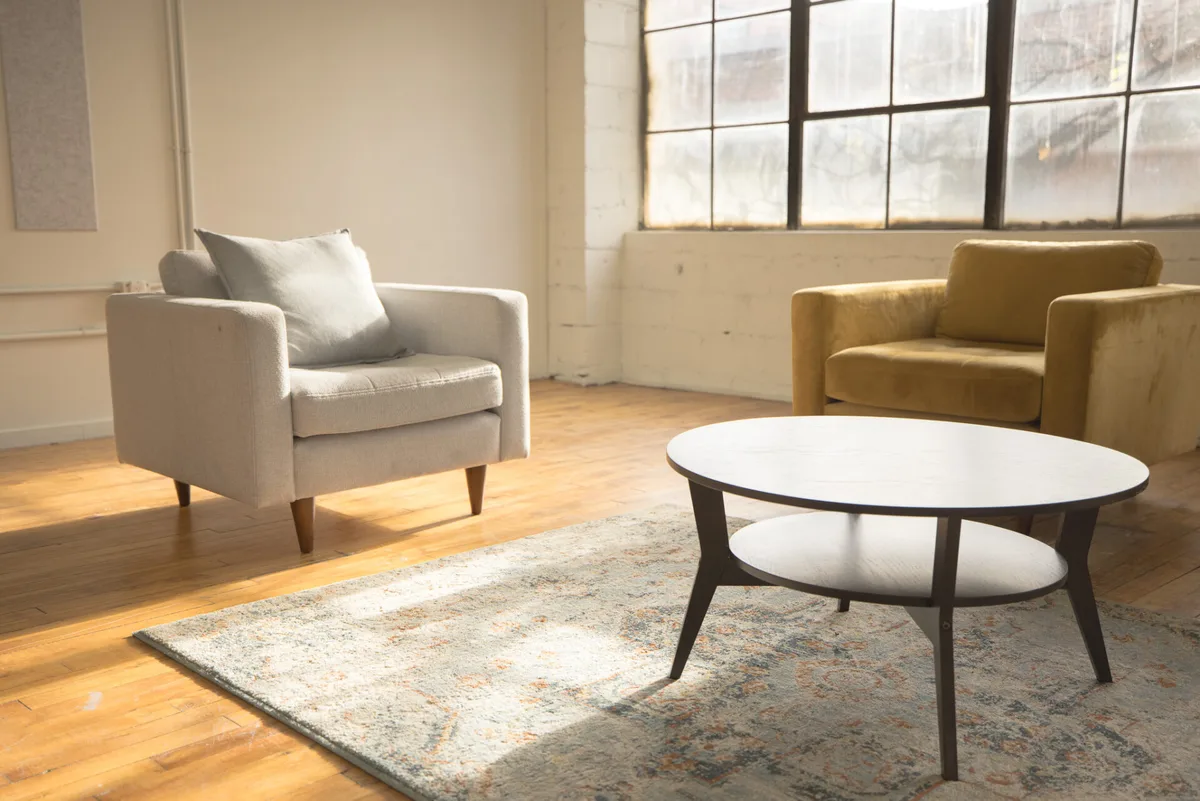 Fully Equipped Podcast Studio for Quality Production, 65 sqm, content creation, pop-up rental in Toronto, additional interio…