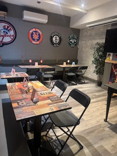 Fully Equipped Sports Bar in Spanish Harlem, New York